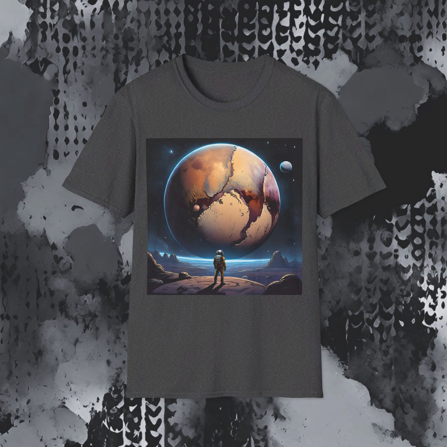 Softstyle T-Shirt - Pluto