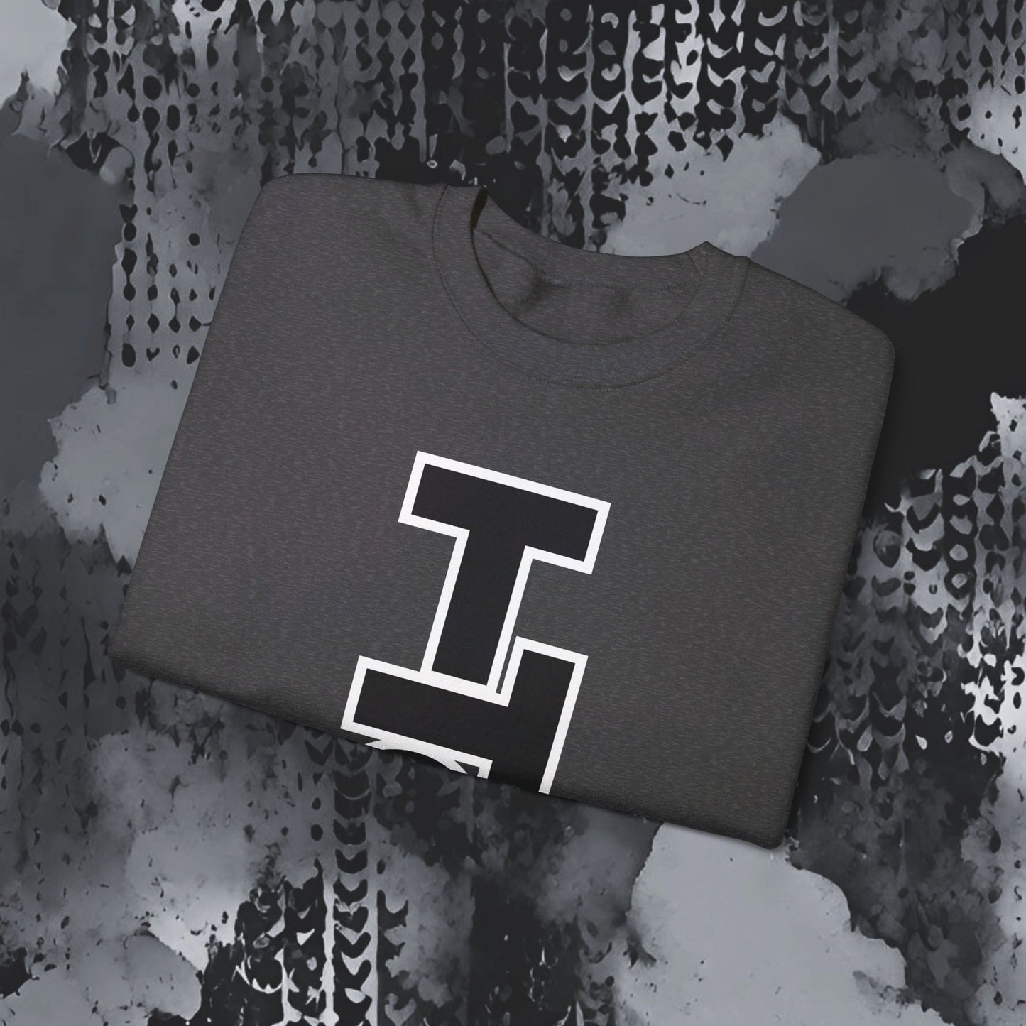Heavy Blend Sweatshirt - TTPR up